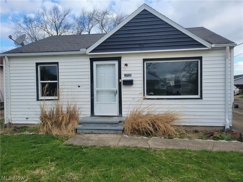 13708 Astor Avenue, Cleveland, OH 44135 - #1