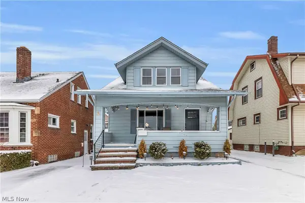 2101 Olive Avenue, Lakewood, OH 44107