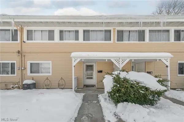 5849 Woolman Court #19, Parma, OH 44130