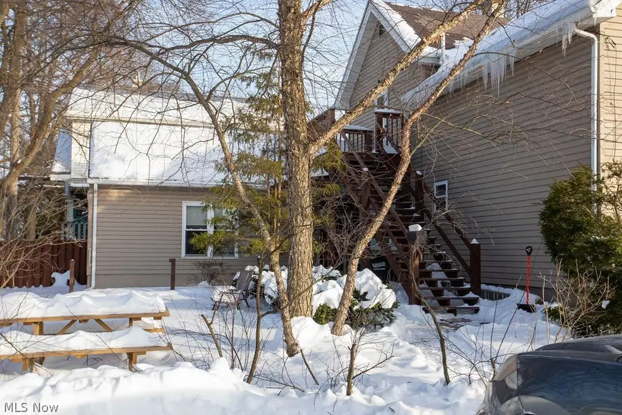 18 E Salem Street, Columbiana, OH 44408 - #2