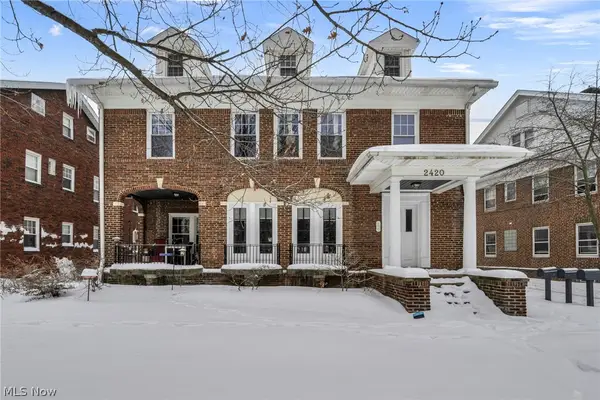 2420 Overlook Road, Cleveland Heights, OH 44106