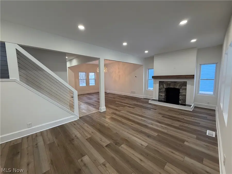 1255 Ethel Avenue, Lakewood, OH 44107 - #2