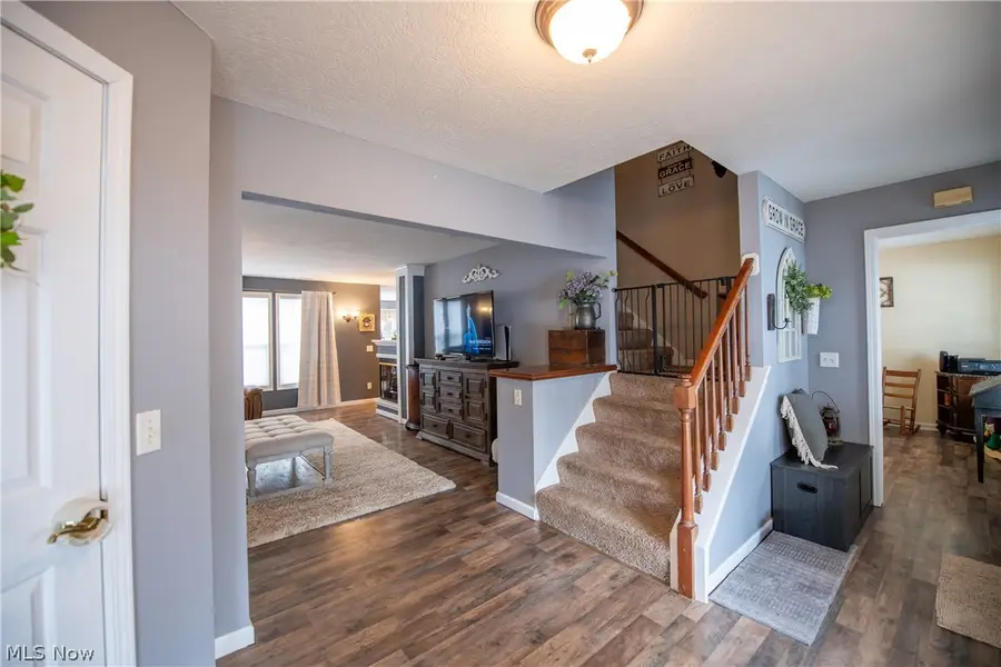 680 Willow Dale Nw Street, Bolivar, OH 44612 - #3