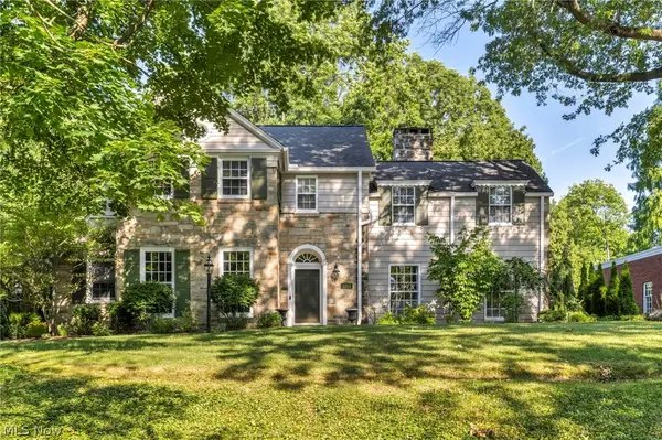 3254 Belvoir Boulevard, Beachwood, OH 44122