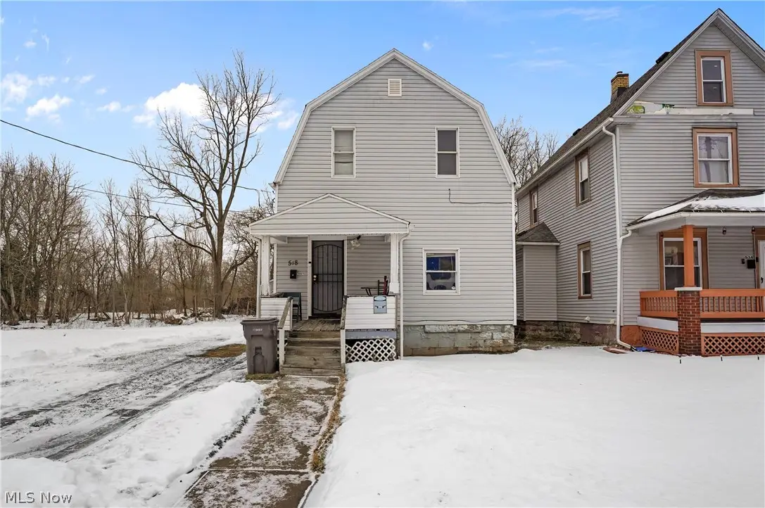 518 Falls Avenue, Youngstown, OH 44502 - #1