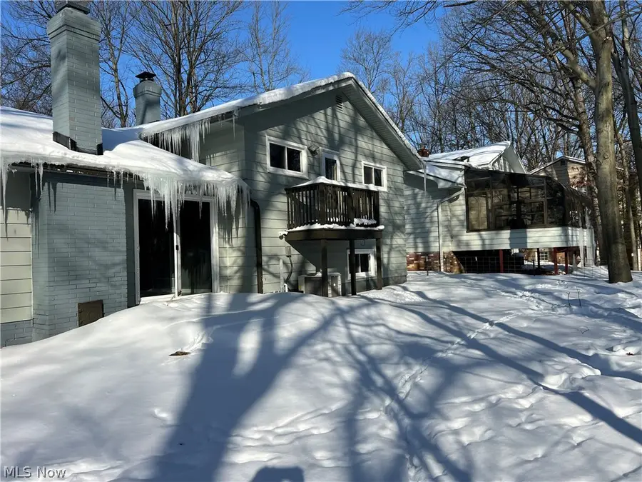 851 Wellmon Street, Bedford, OH 44146 - #3