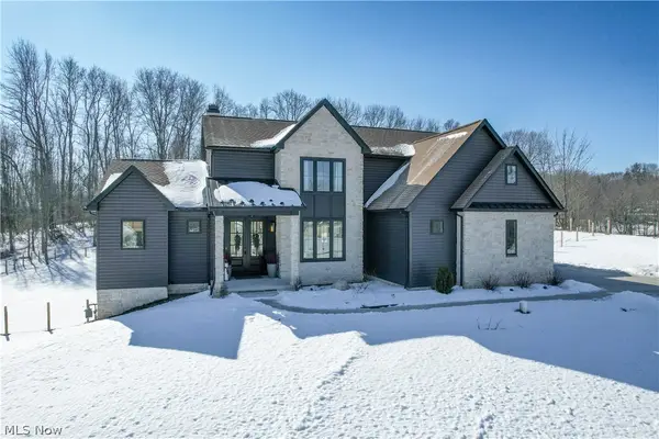 446 Brenelle Lane, Medina, OH 44256