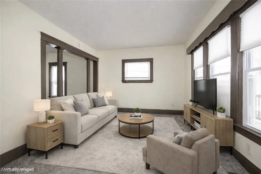 2887 E 112th Street, Cleveland, OH 44104 - #3