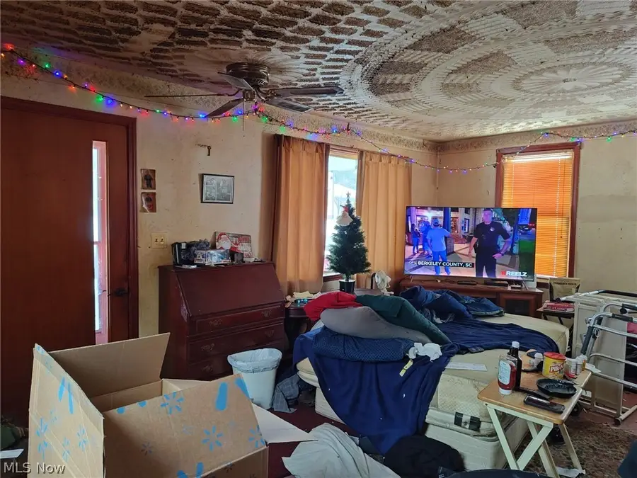 102 E Liberty Street, Ashland, OH 44805 - #3