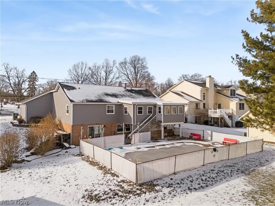 422 N Crown Hill Road, Orrville, OH 44667 - #3