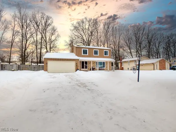 32625 Surrey Lane, Avon Lake, OH 44012
