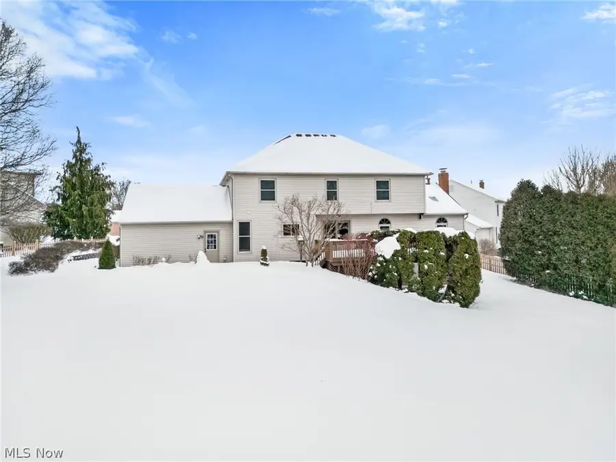 5909 Royal Hill Ne Circle, Canton, OH 44721 - #2