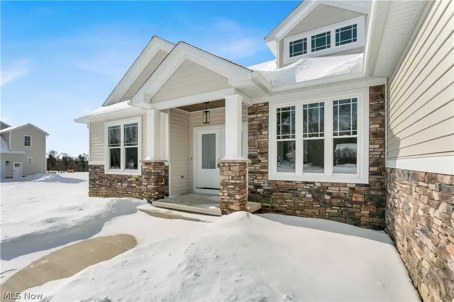 6916 S Raccoon Road, Canfield, OH 44406 - #2