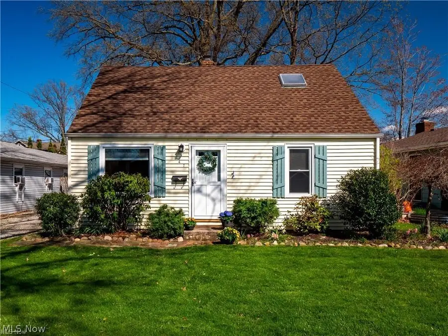 147 Englewood Drive, Avon Lake, OH 44012 - #2