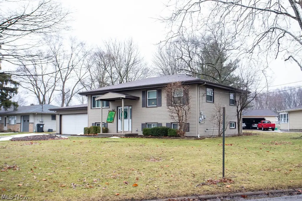 3490 Warwick Court, Canfield, OH 44406 - #1