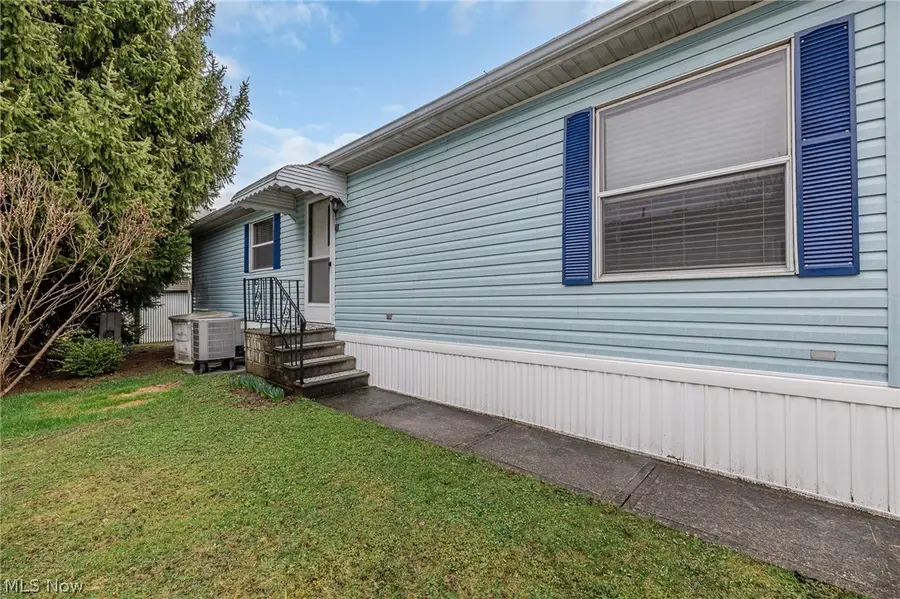 10 Corktree Drive, Olmsted, OH 44138 - #2