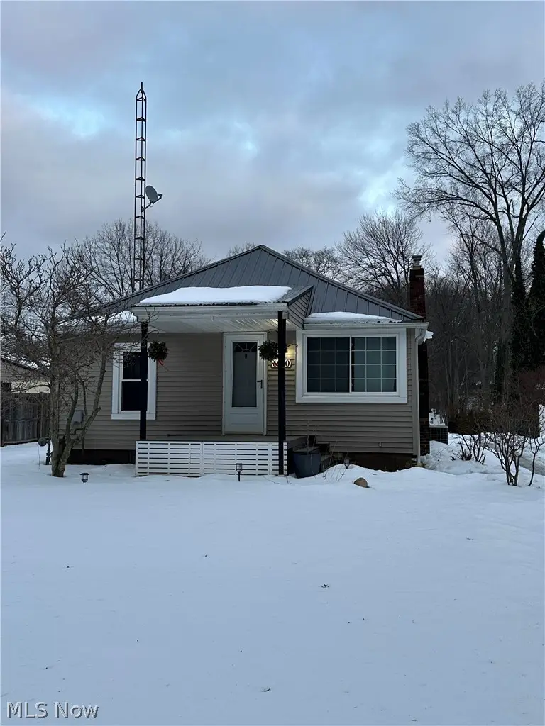 6970 Lake O Springs Nw Avenue, North Canton, OH 44720 - #1