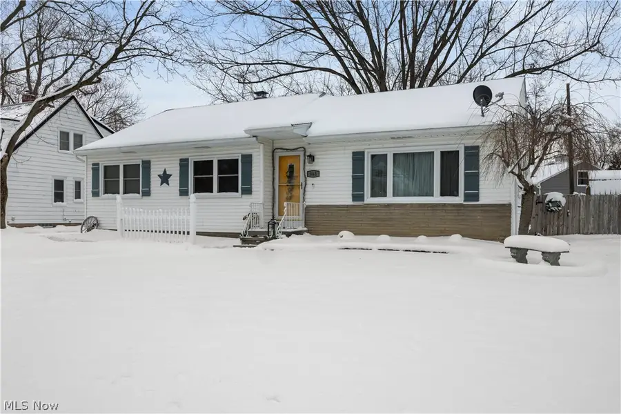 965 Gulf Road, Elyria, OH 44035 - #2