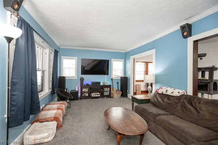 416 Prospect Avenue, Cuyahoga Falls, OH 44221 - #3