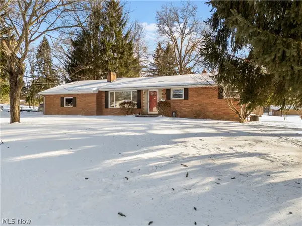 3596 Rolling Ridge Ne Road, Canton, OH 44721