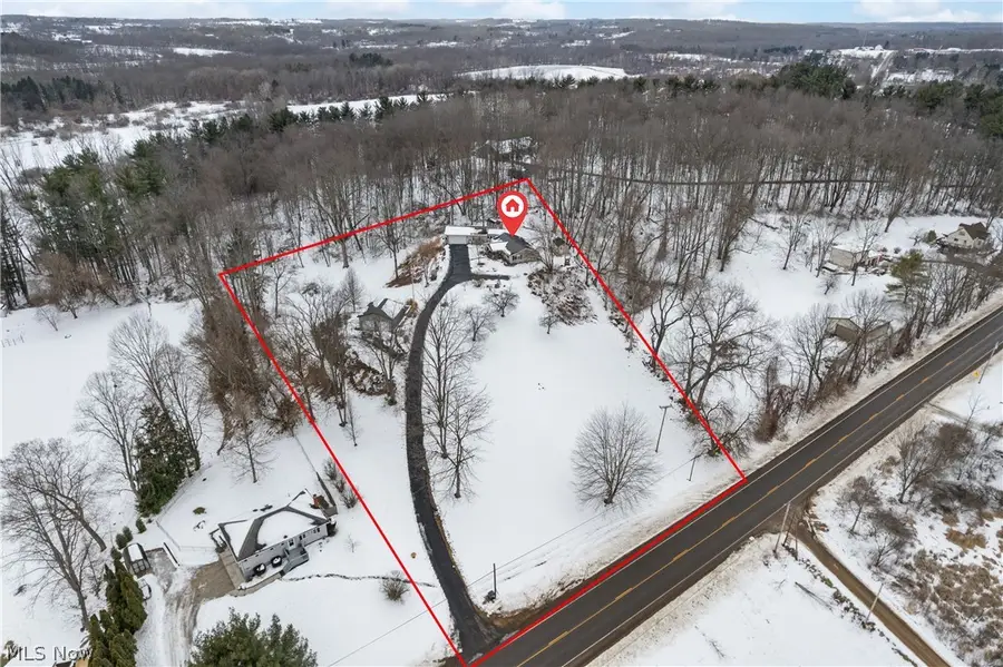 5039 Erie N Avenue, Canal Fulton, OH 44614 - #2