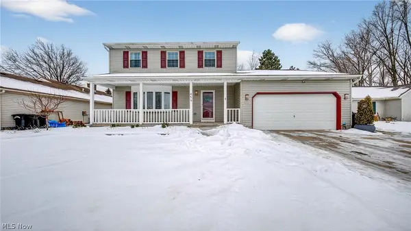 459 Auburn Street, Elyria, OH 44035