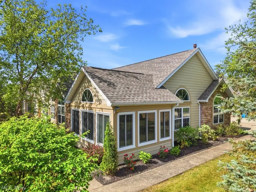 5620 Emerald Ridge Parkway #5A, Solon, OH 44139 - #2