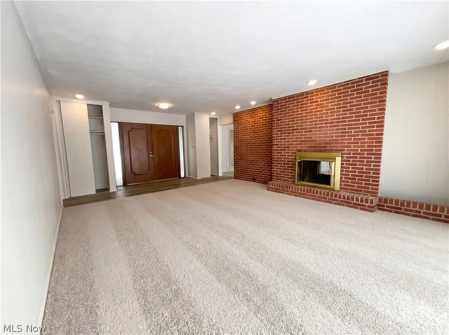 5896 Mills Creek Lane, North Ridgeville, OH 44039 - #3