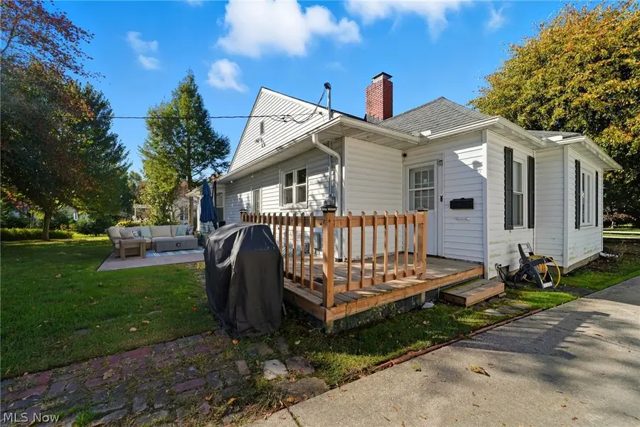 1122 Locust Drive, Ashtabula, OH 44004 - #3