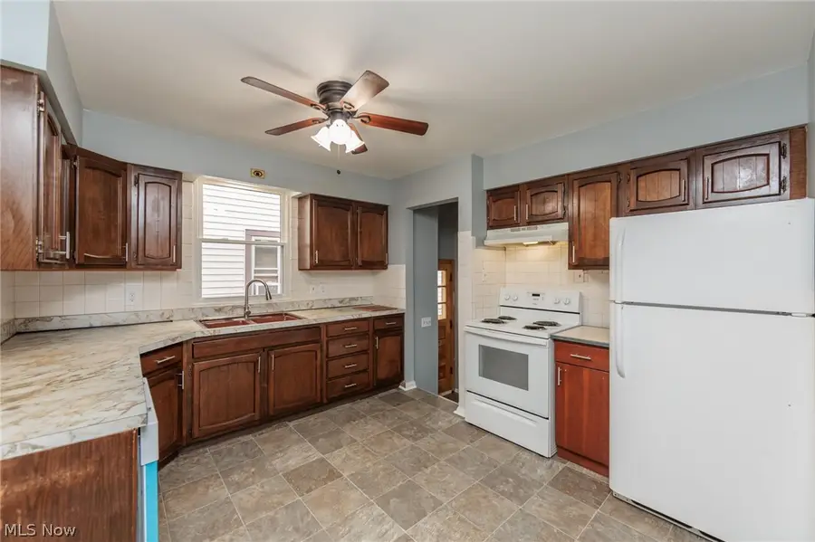 3405 W 132nd Street, Cleveland, OH 44111 - #2