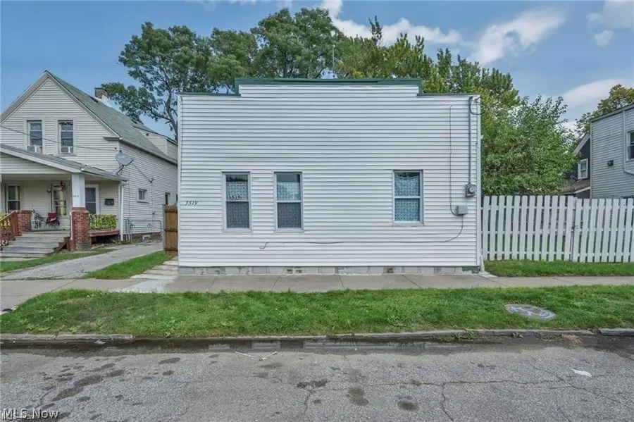 3519 W 46th Street, Cleveland, OH 44109 - #2
