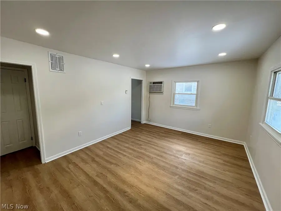 350 Concord Avenue, Elyria, OH 44035 - #3