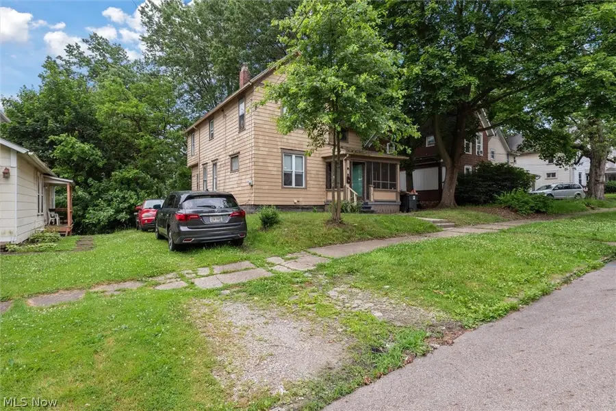 498 Gage Street, Akron, OH 44311 - #2