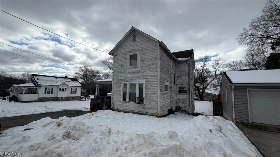 750 Cross Street, Newcomerstown, OH 43832 - #2