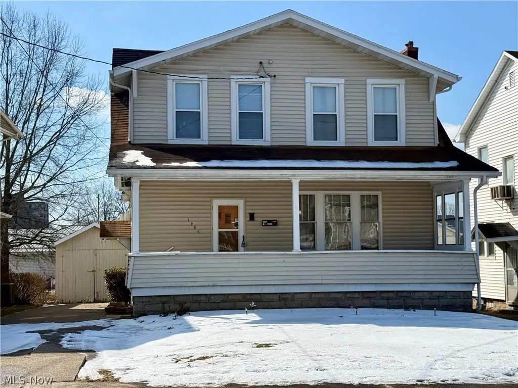 1206 W Virginia Avenue, Parkersburg, WV 26104 - #1