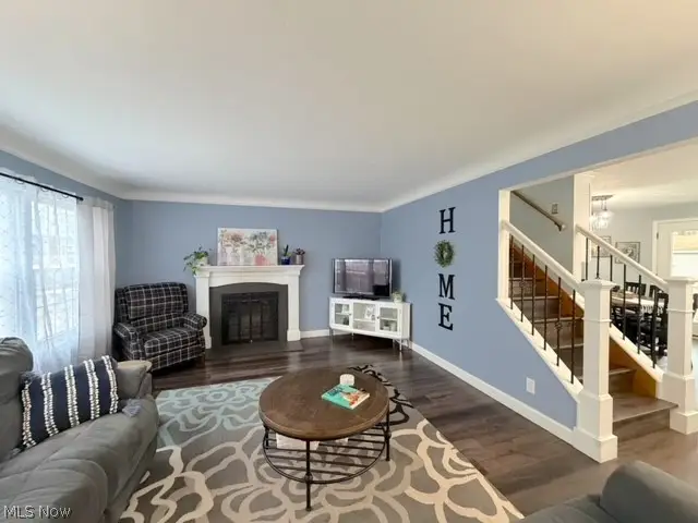 913 Oak Nw Street, New Philadelphia, OH 44663 - #3