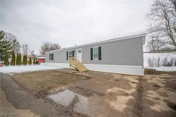 14000 Lincoln Street #16, Minerva, OH 44657