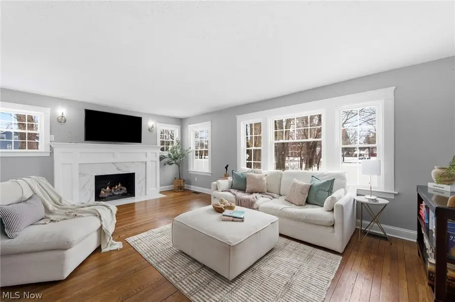 37607 Euclid Avenue, Willoughby, OH 44094 - #2