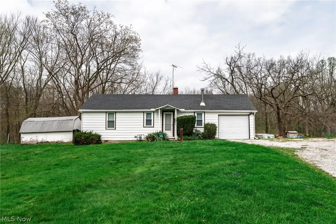 1069 W Nimisila Road, New Franklin, OH 44216 - #1