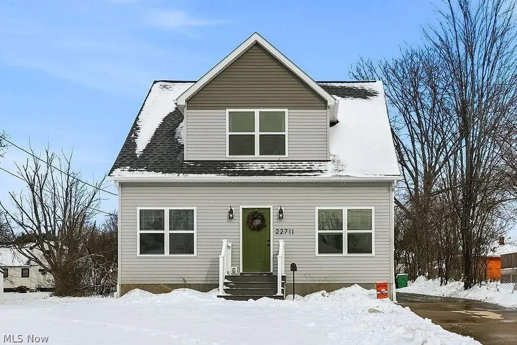 22711 Vera Street, Warrensville Heights, OH 44128 - #1