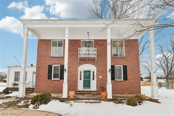 9461 Whalers Cove, Mentor, OH 44060