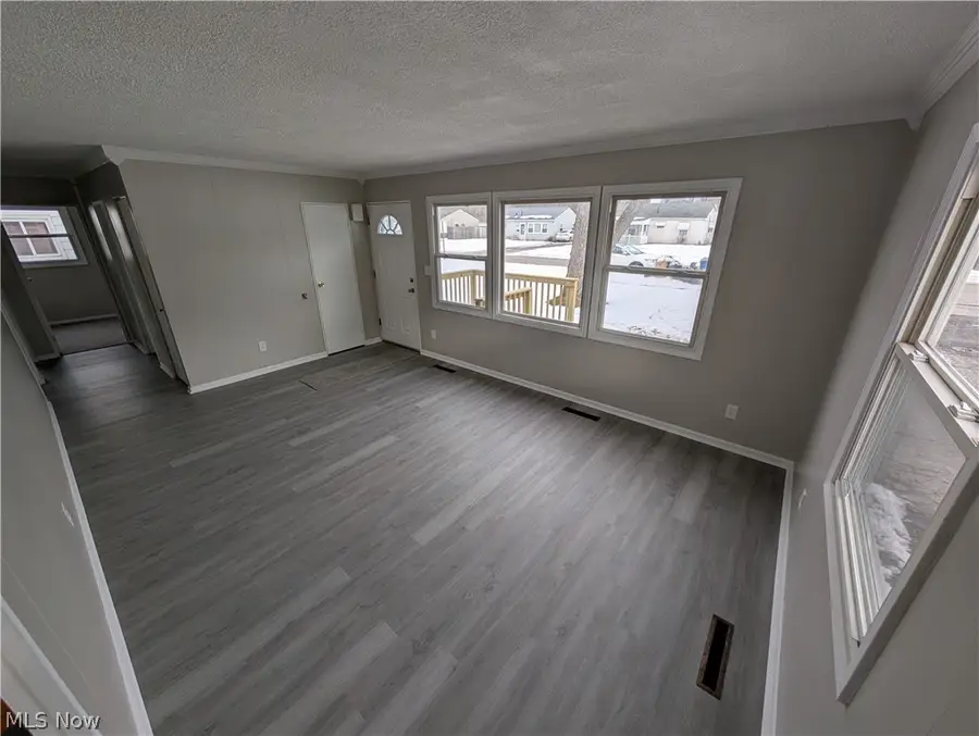 4510 Riverside Drive, Lorain, OH 44055 - #3