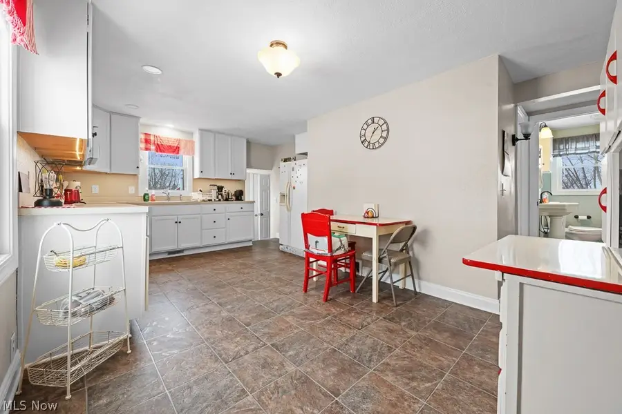 5019 Union Ne Avenue, Homeworth, OH 44634 - #2