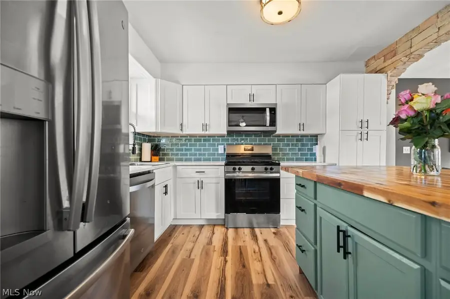 1088 Novak Road, Grafton, OH 44044 - #2