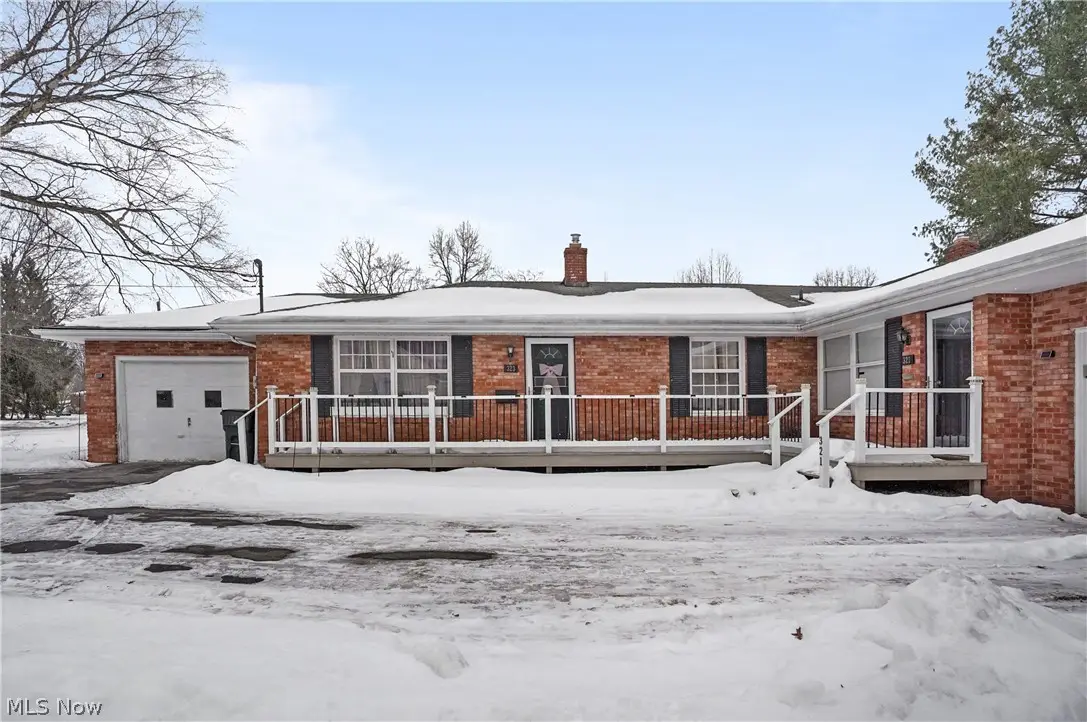 321 Meadowbrook Avenue, Youngstown, OH 44512 - #1