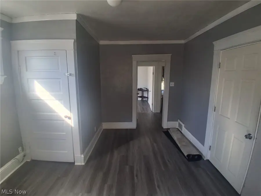 3306 W 52nd Street, Cleveland, OH 44102 - #3