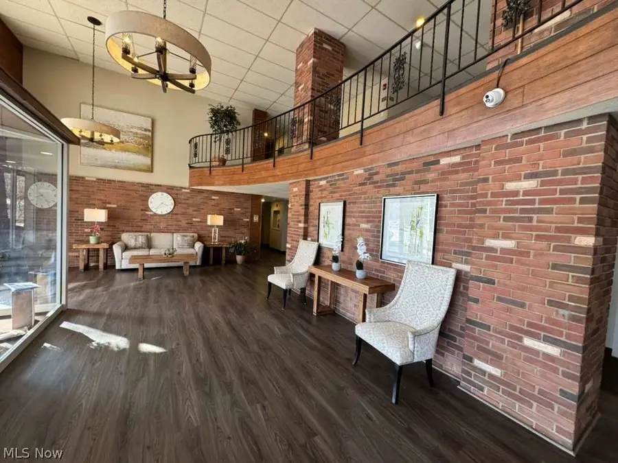 3675 Clague Road #302, North Olmsted, OH 44070 - #3