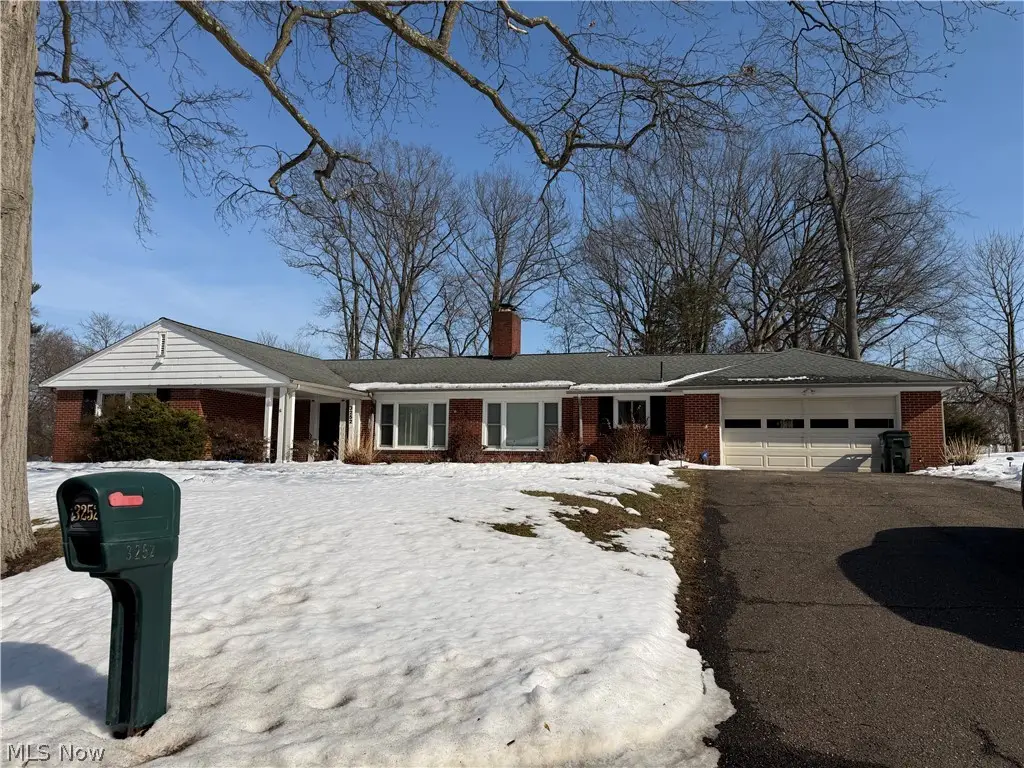 3252 Stahl Nw Avenue, Massillon, OH 44646 - #1