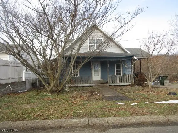 804 Hocking Road, Belpre, OH 45714