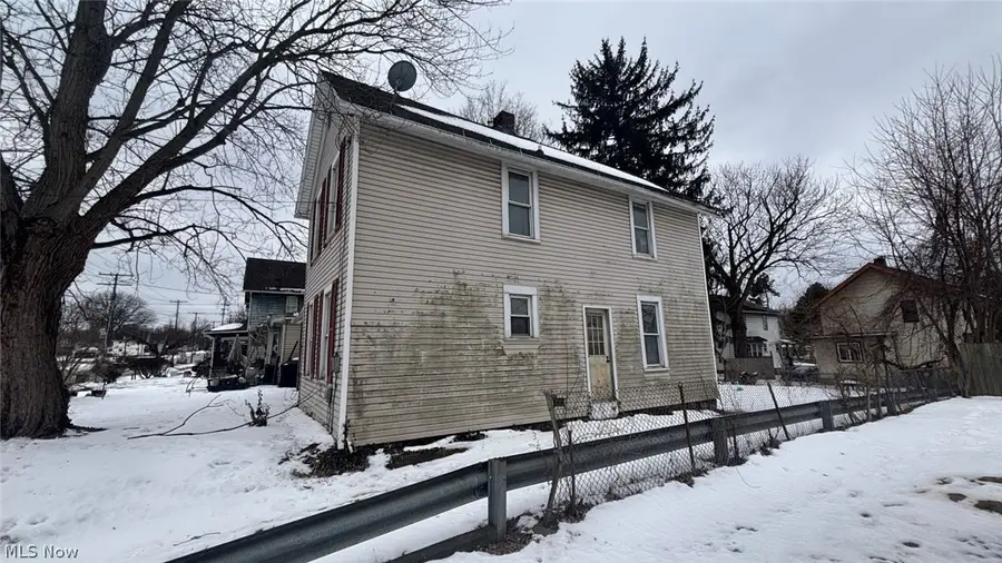 756 Brown Street, Akron, OH 44311 - #2